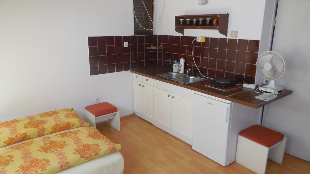 Vadasztanya Apartmanhazak Siófok Exterior foto