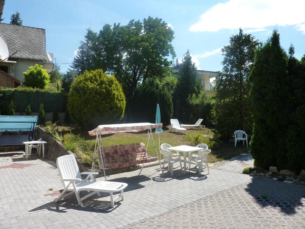 Vadasztanya Apartmanhazak Siófok Zimmer foto