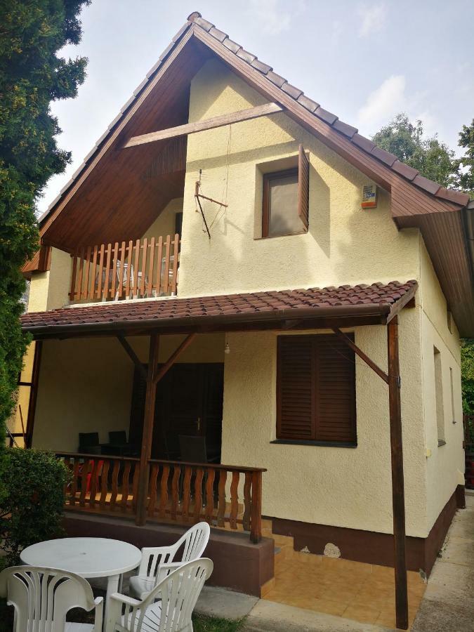 Vadasztanya Apartmanhazak Siófok Zimmer foto